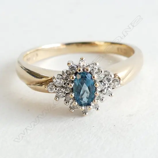 9CT DIAMOND & BLUE TOPAZ STONE RING 3.0 GRAMS SIZE P