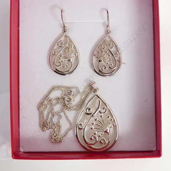 SILVER PENDANT AND CHAIN WITH MATCHING EARRINGS