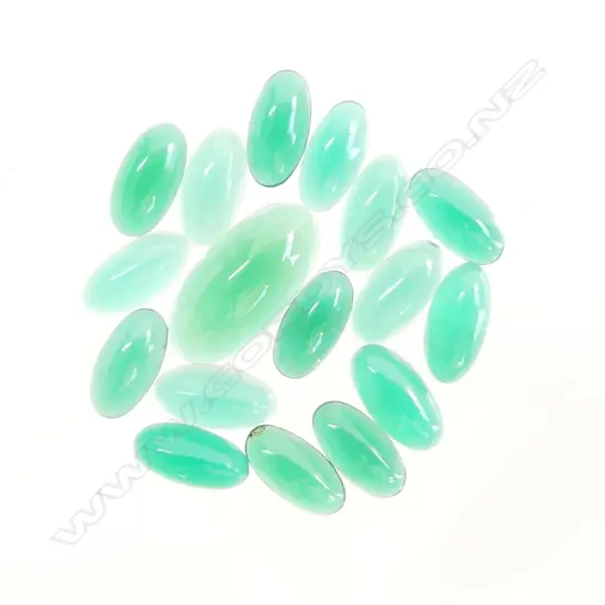 BAG SMALL OVAL GREEN STONE