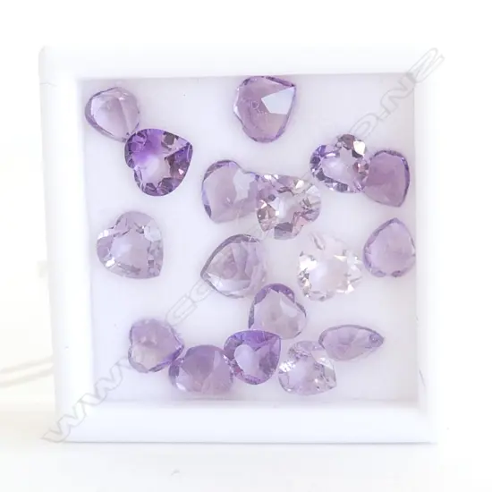 BOX HEART SHAPED AMETHYSTS