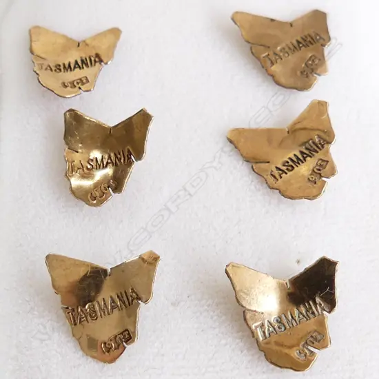 9CT GOLD SET OF 6 PLAQUES / PINS OF TASMANIA STAMPED 9CT 1.2 GRAMS