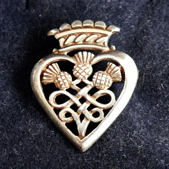 STERLING SILVER THISTLE & HEART BROOCH ORKNEY ISLANDS SCOTLAND WITH CARDS UNDER LINING OF BOX
