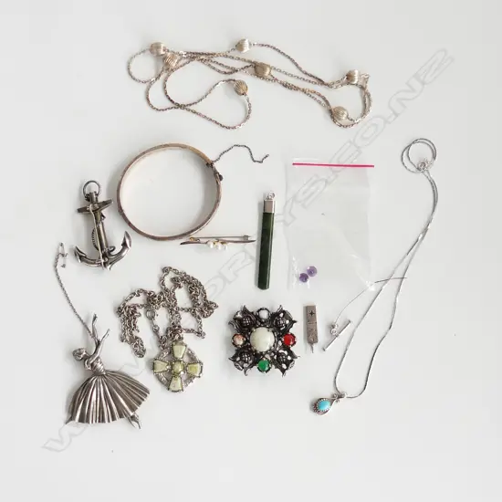 ASST JEWELLERY INCL ANCHOR & BALLERINA PENDANTS, STG SILVER, GREENSTONE SEED PEARLS ETC.