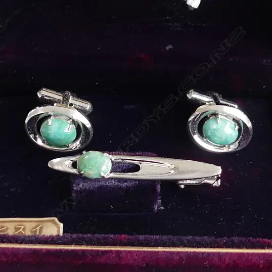 JADE & SILVER CUFFLINKS & TIE PIN, IN BOX