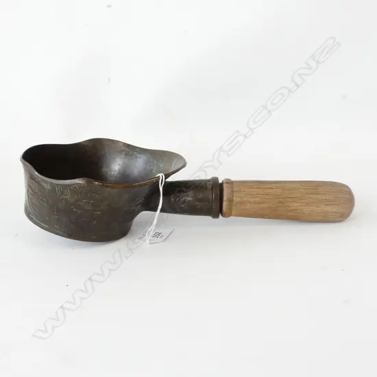 CHINESE BRONZE LADEL / SILK IRON. L 29CM