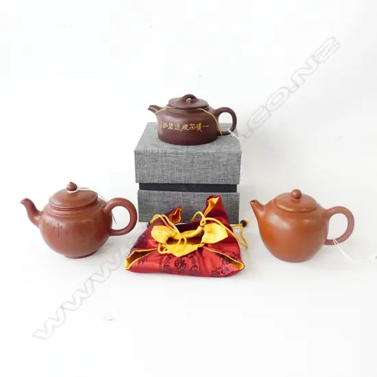 3 YIXING WARE TEAPOTS (1 BOXED)
