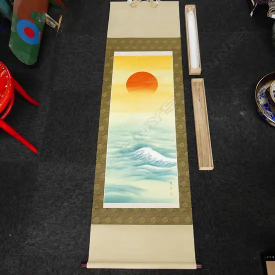 ORIENTAL SCROLL, SUN & SEA, BOXED W.615mm