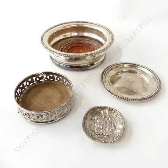 4 PCES SILVER PLATE; 2 WINE COASTERS 155 / 90mm dia, 2 PIN DISHES
