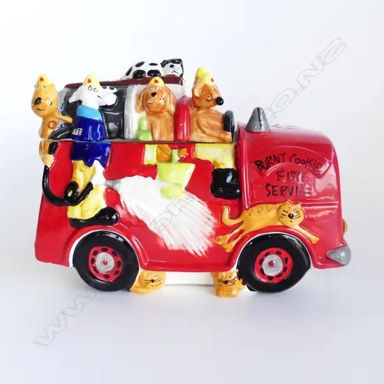 FIRE ENGINE BISCUIT BARREL H230MM