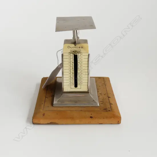 VINTAGE LETTER SCALE H.90mm