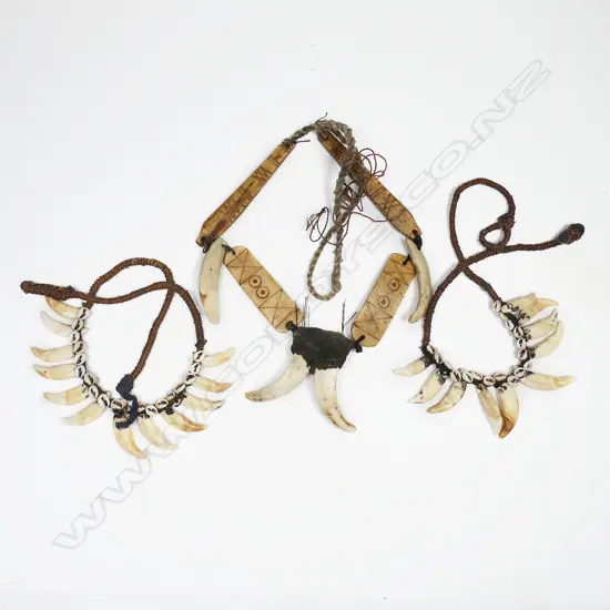 3 TOOTH & BONE NECKLACES, L.400-600mm