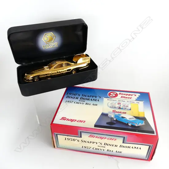 MATCO CASED DIE CAST GOLD CAR L270MM & BOXED SNAPPYS DINER  WITH 57 CHEVY L300MM