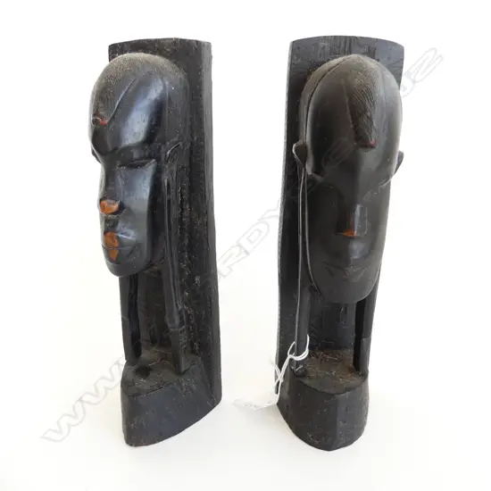 PR CARVED WOODEN AFRICAN HEADS ON STANDS, H. 250mm