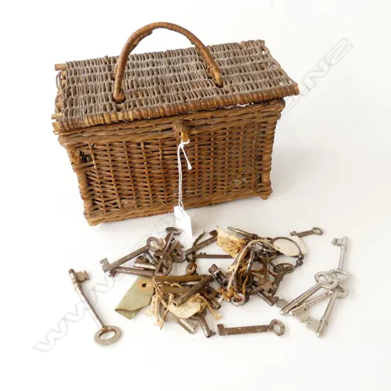 SMALL BASKET OF OLD KEYS