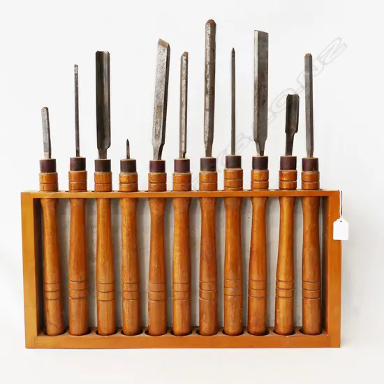 SET 11 ANTIQUE CHISELS IN FITTED WOODEN BOX, CHISEL L.340–530mm, BOX 540 x500 x 280mm