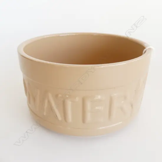 MASON CASH DOG BOWL H.110mm / 205mm dia