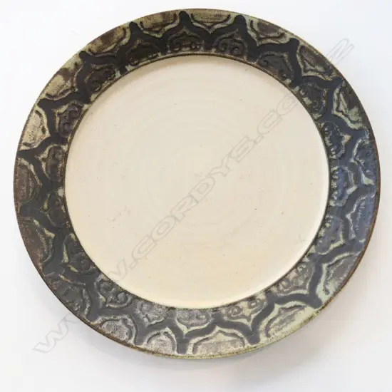 LARGE SALLY VINSON CIRCULAR PLATTER IMPRESSED MARK