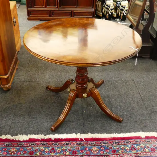 REGENCY STYLE PEDESTAL SIDE TABLE H.575mm / 750mm dia