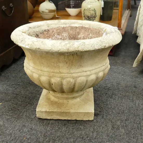 CONCRETE GARDEN URN H.300 / 370mm dia