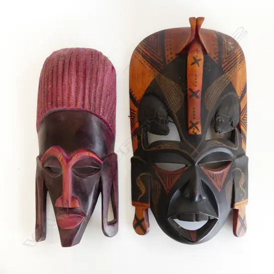 2 LG CARVED & PAINTED WOODEN AFRICAN TRIBAL MASKS L. 355, 390mm (LG MARKED JAVA, KENYA)