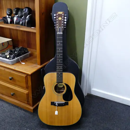 CASED 12 STRING GUITAR; ASPEN, JAPAN L.1130mm