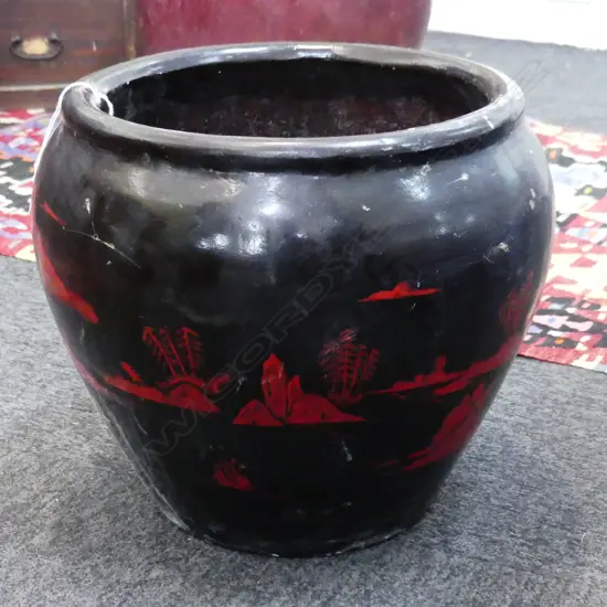 LG ORIENTAL JARDINERE w. PAINTED RED LANDSCAPE H.320mm / 360mm dia