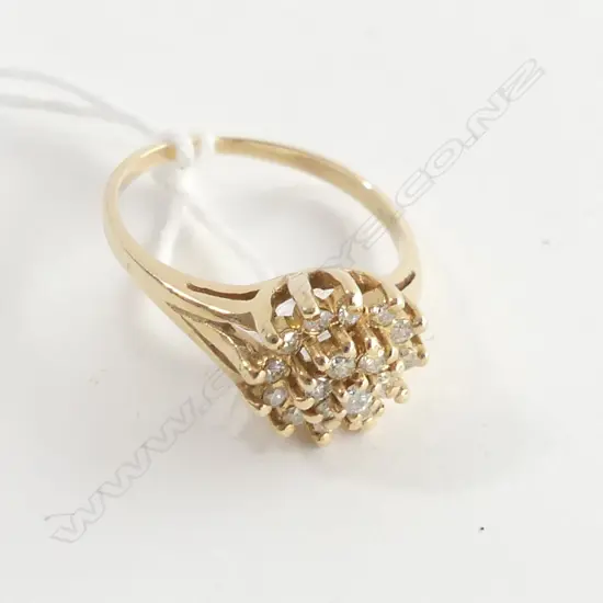 14CT GOLD & DIAMOND RING 2.81GMS SIZE M