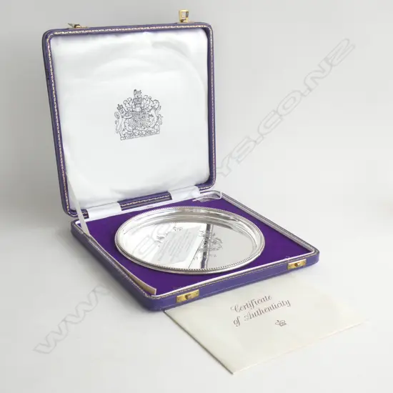 ROYAL SILVER WEDDING SALVER HALLMARKED BIRMINGHAM