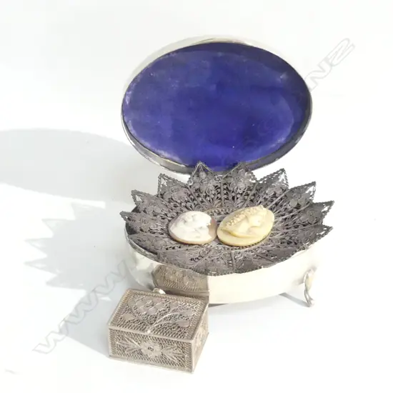 EP JEWELLERY BOX, 2 METAL FILIGREE PCES, 2 CAMEOS IVORY & OTHER