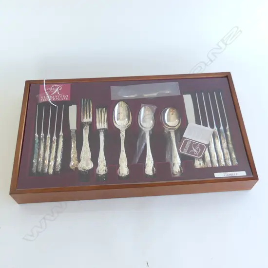 RODD CAMILLE BOXED CUTLERY SET