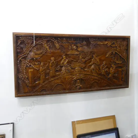 CARVED WOODEN ORIENTAL PANEL 630x1270mm
