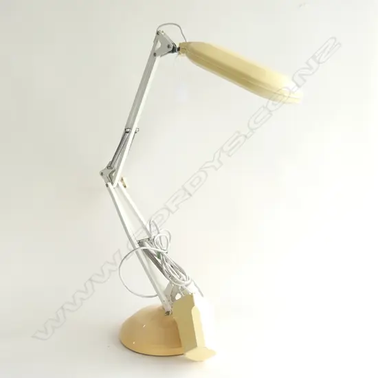 VINTAGE ANGLE POISE LAMP - Superlux NZ
