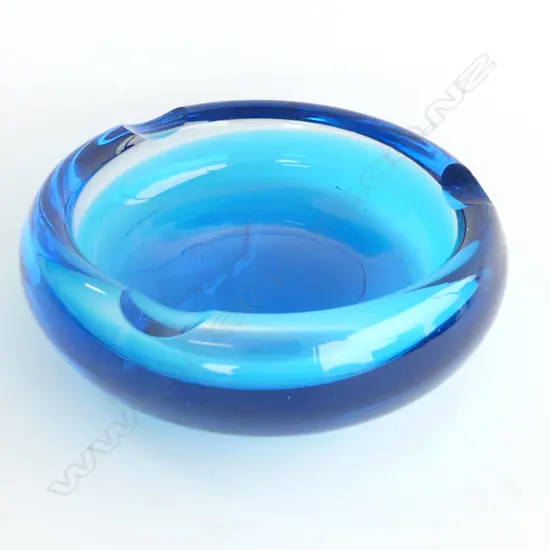 ITALIAN MUJRANO DEEP BLUE 1960S ASHTRAY