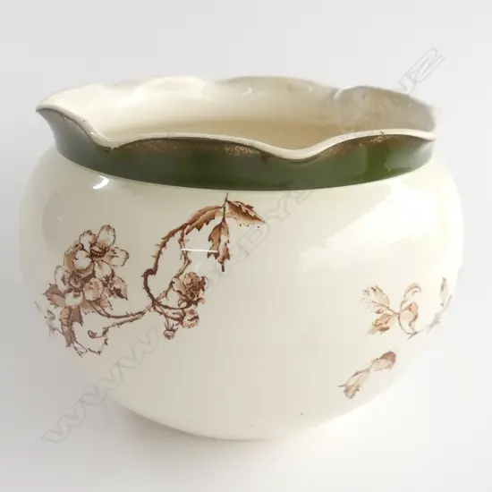 VICTORIAN STONEWARE JARDINIERE LEAF AND BERRY  TRANSFER DECORATION GREEN SERPENTINE BORDER