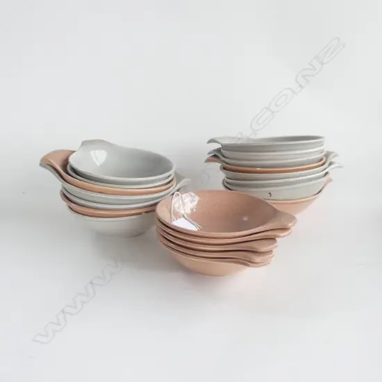 20 RUSSELL WRIGHT SOUP & DESSERT BOWLS