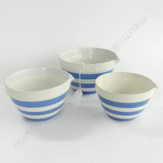 3 CORNISHWARE BOWLS A/F