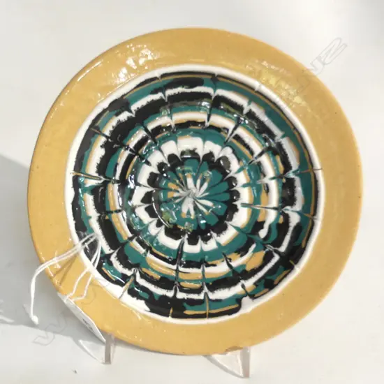 SWIRL GLAZED SMALL POTTERY DISH Dia.150mm