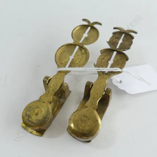 2 BRASS GUINEA SCALES L 900 MM