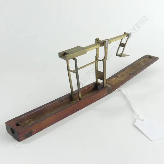 CASED BRASS GUINEA SCALES 390 MM