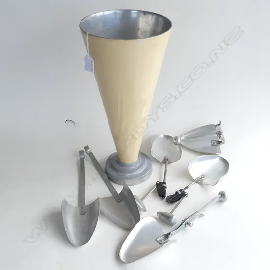 3 PR METAL SHOE TREES + ALLOY CONICAL VASE