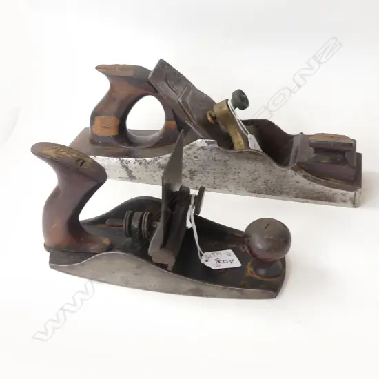 2 WOOD PLANES ONE MATHESON ROSEWOOD INFILL PLANE PLANE WITH DAMAGED KNOB PLUS No 112 METAL COFFIN PLANE 