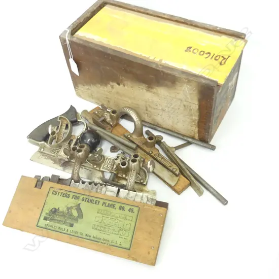 BOXED STANLEY 45 COMBINATION PLANE WITH ROSEWOOD GUIDE AND TOTE ADDITIONAL ATTACHMENTS