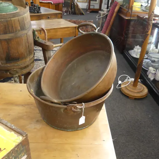 2 Lge JAMPANS ONE BRASS ONE COPPER