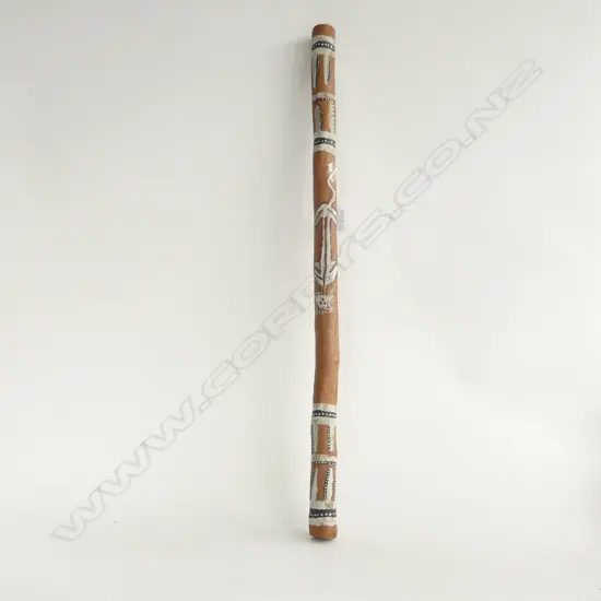 ABORIGINAL DIDGERIDOO PAINTED W FIGURE L.700mm