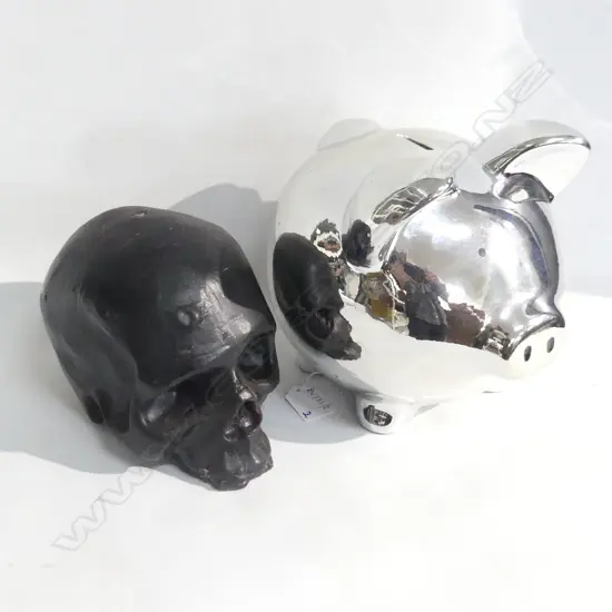 SILVER CERAMIC PIGGY BANK H.180mm + SKULL CANDLE