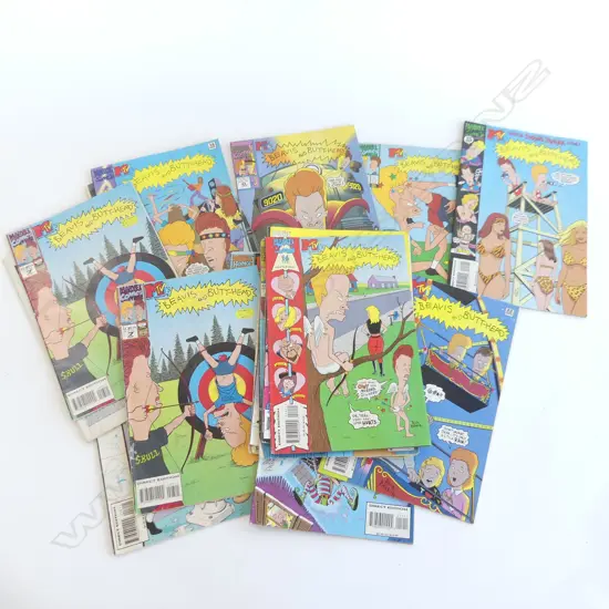 APPROX 17 BEAVIS & BUTT-HEAD COMIC BOOKS