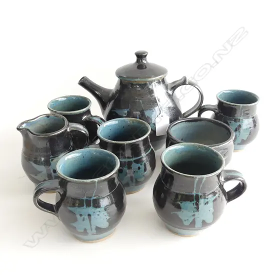 PETER STICHBURY BLUE ON BLACK TEA SET. POT + 5 MUGS + SUGAR & CREAM
