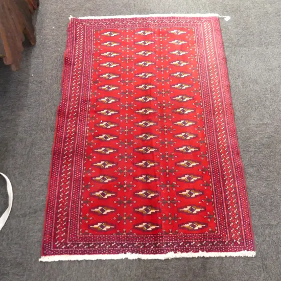 HAND KNOTTED WOOL PILE RUG 1330x900mm