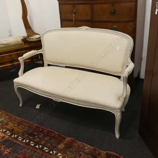 FRENCH STYLE UPHOLSTERED SETTEE W.1300