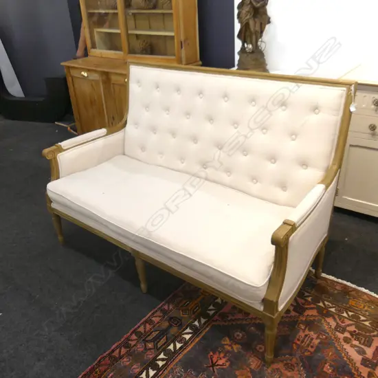 FRENCH STYLE UPHOLSTERED SETTEE W.1400mm  **RTV**